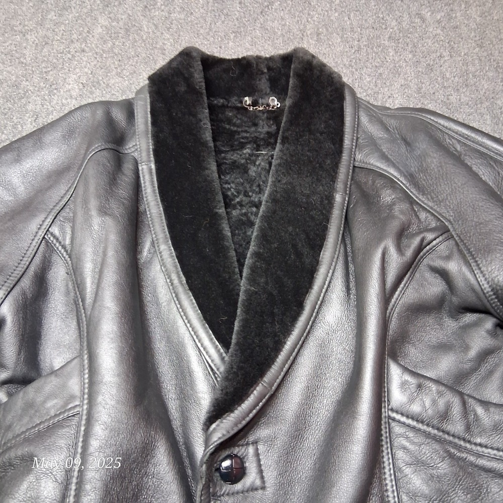 Vintage Sherling Original Leather Jacket Adult Size Small Black V Neck VERY NICE - Picture 2 of 8
